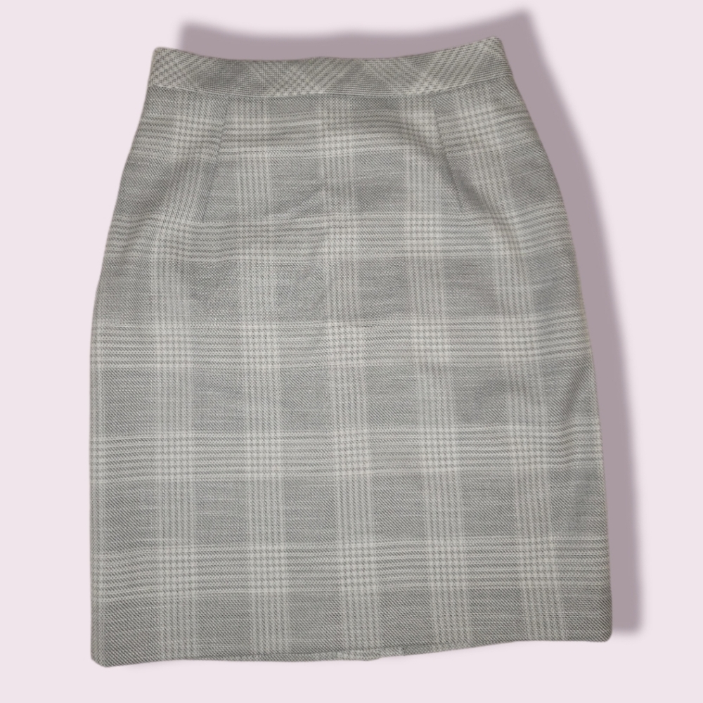 H&M NWT Gray plaid skirt
